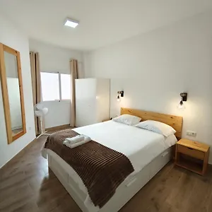Apartamento Precioso Junto Al Casco Historico, Málaga